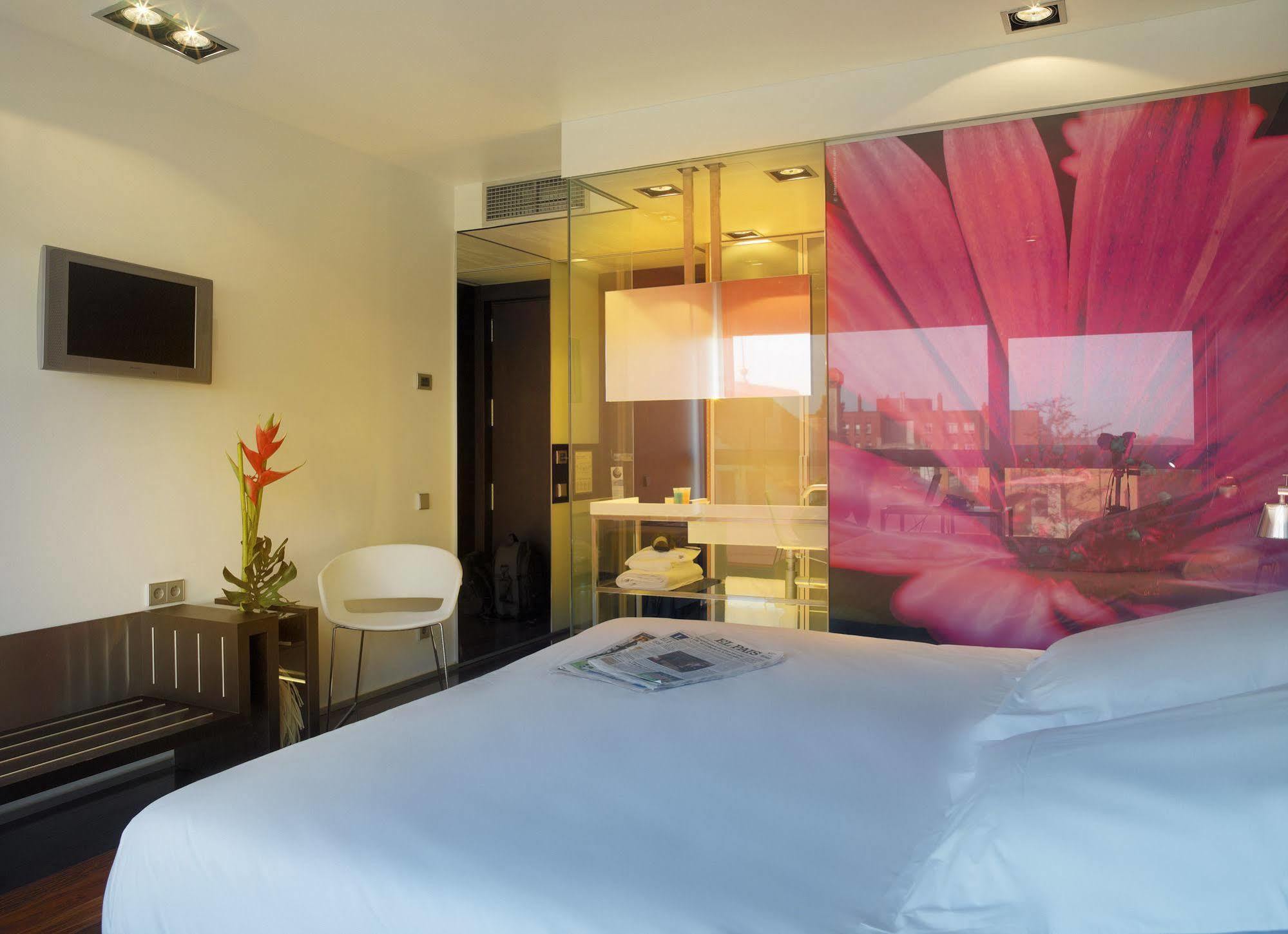 Ikonik Angli Hotel Barcelona Bilik gambar